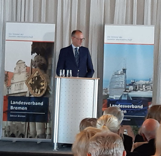 Friedrich Merz am Rednerpult